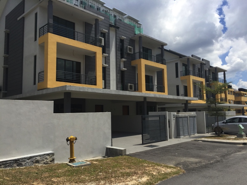 Kajang_Saujana_Suria_Semi-D